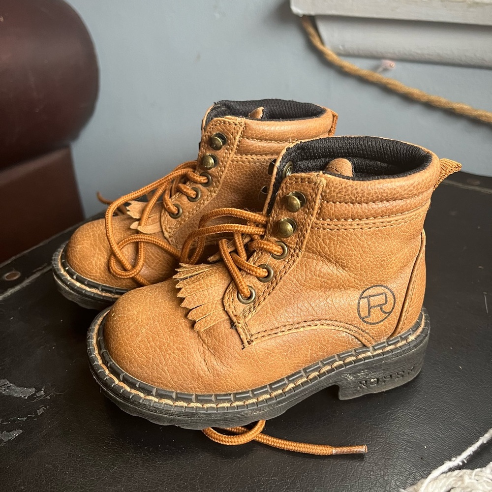 Toddler boots